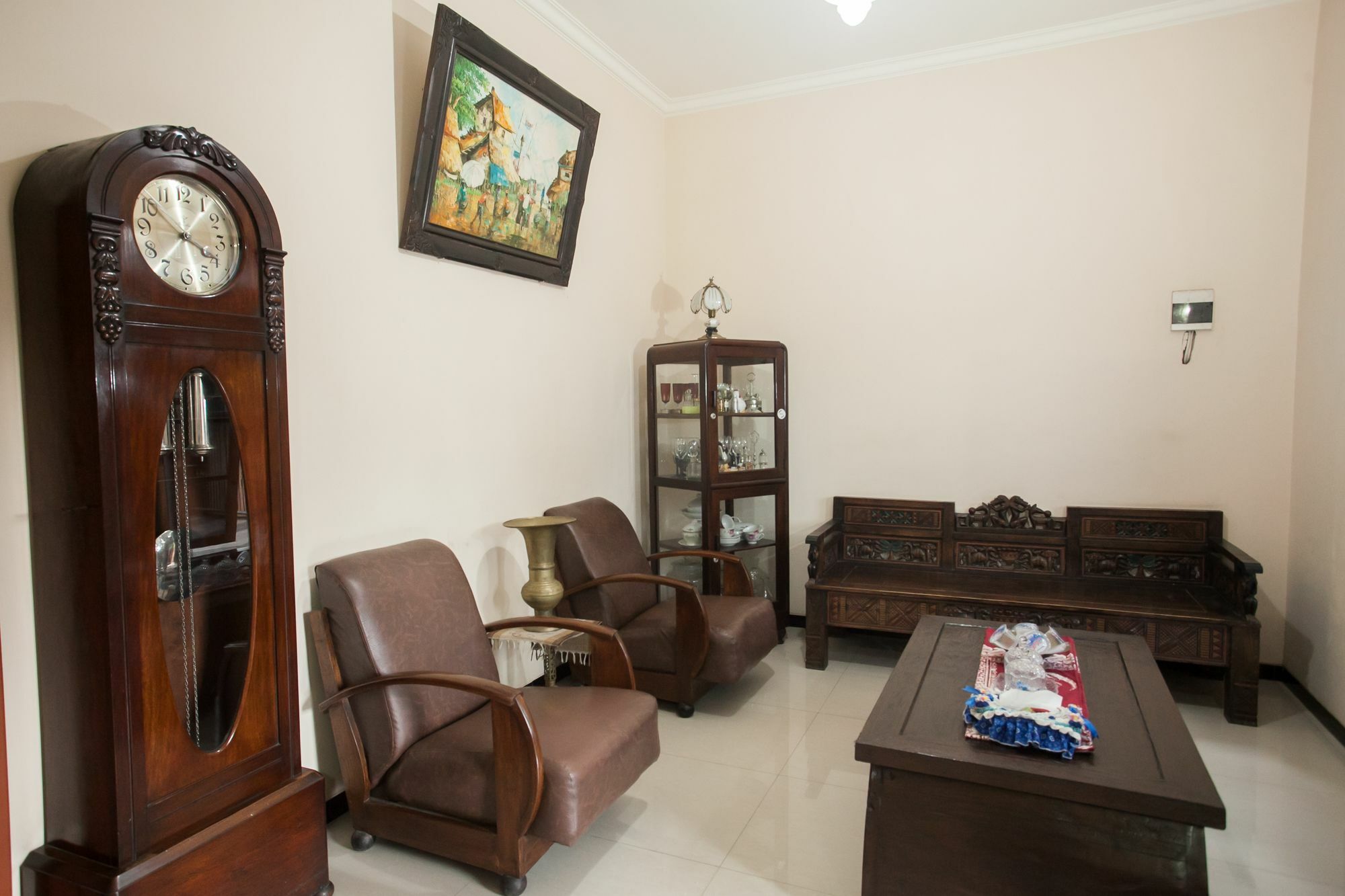 Hotel RedDoorz near Stasiun Kota Baru Malang Zewnętrze zdjęcie